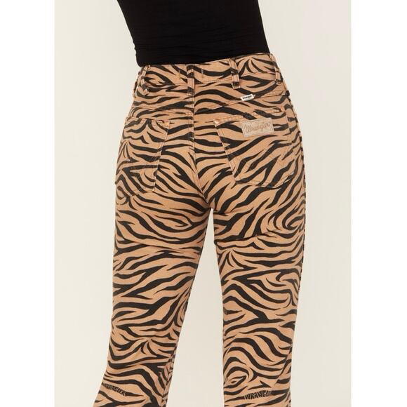 Wrangler High Rise Wild West Purr Animal Print 603 Straight Jeans Tan 27x28 NWT - Picture 11 of 15